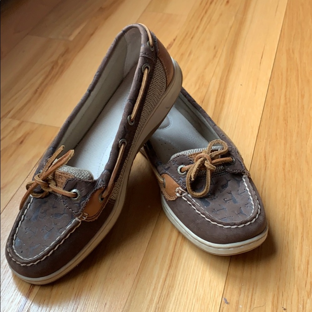 Sperry boat shoes